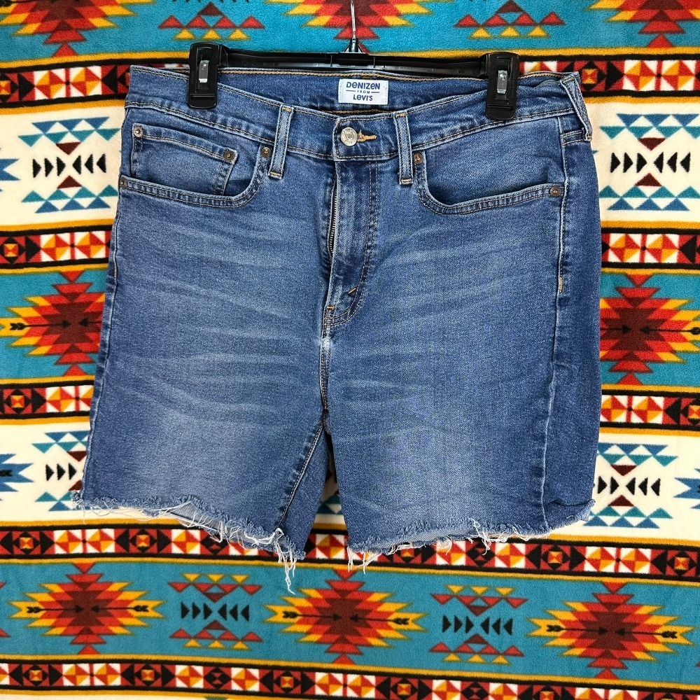Denizen Levi's Denim Shorts Frayed Hem Blue Jean Casual Summer‎ Women's